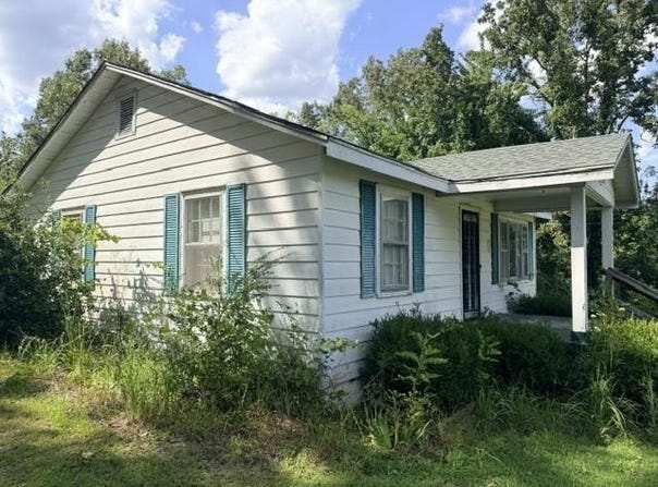 623 CRAVENS Rd, Savannah, TN 38372