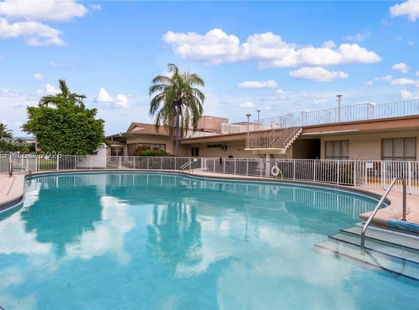 16900 NE 14th Ave, Miami, FL 33162