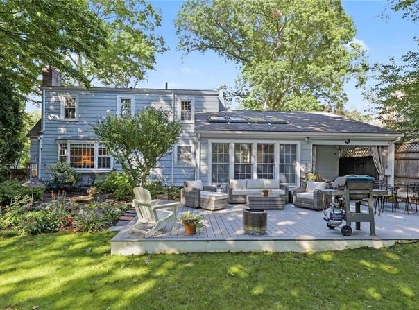 10 Milton Road, Barrington, RI 02806