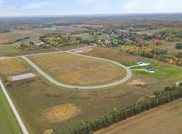 232 East Crest Loop, Saint Stephen, MN 56375