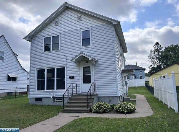 140 2nd St N, Eveleth, MN 55734