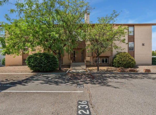 3859 Montgomery Boulevard NE, Albuquerque, NM 87109
