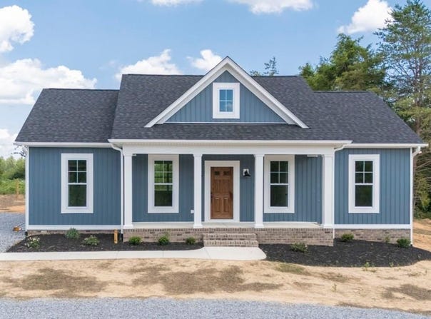 8714 Hat Creek Rd., Brookneal, VA 24528
