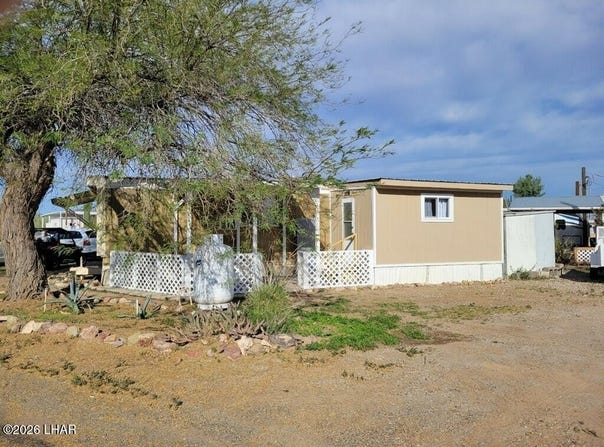 27897 Evans Ave, Bouse, AZ 85325