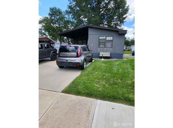 2 Poe Road, North Brunswick, NJ 08902
