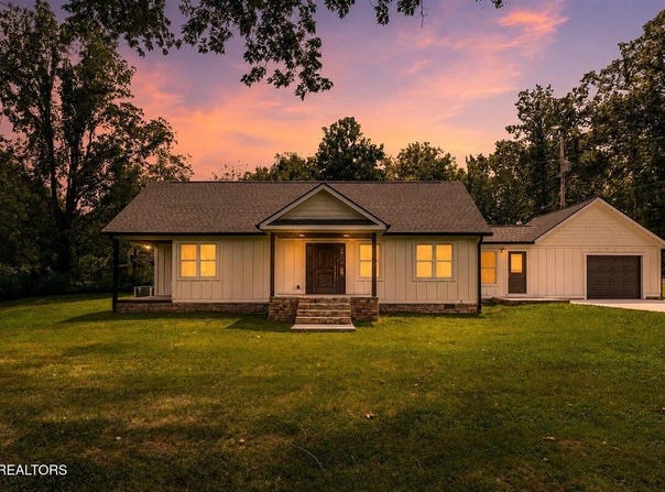 216 Lafayette St, Oneida, TN 37841