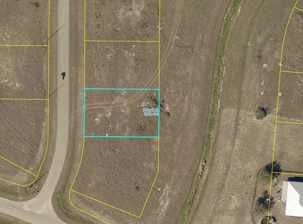 7083 TIDE Circle, LABELLE, FL 33935