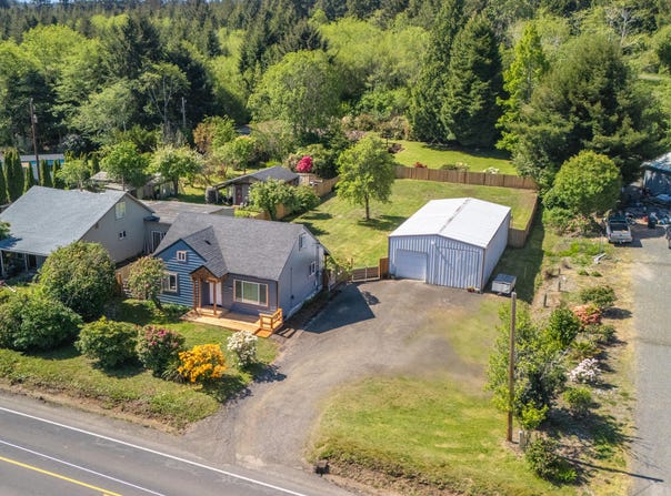 2343 E Alsea Highway, Waldport, OR 97394