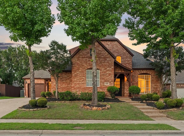 4332 Milsop Drive, Carrollton, TX 75010
