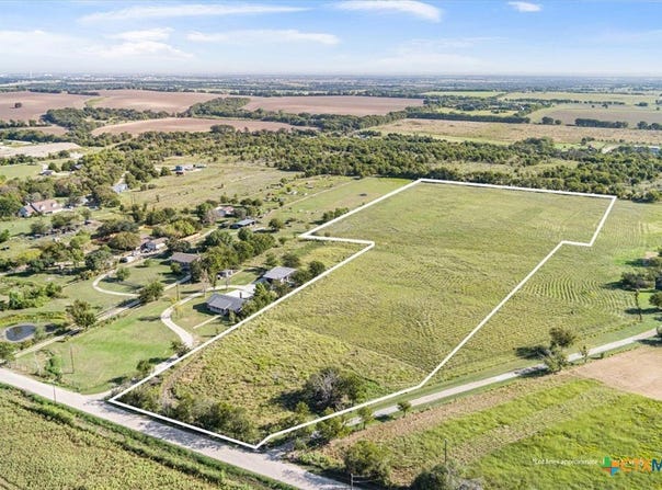 421 Southwinds Drive, Lorena, TX 76655