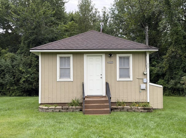 N1275 Mulberry Dr, Genoa City, WI 53128