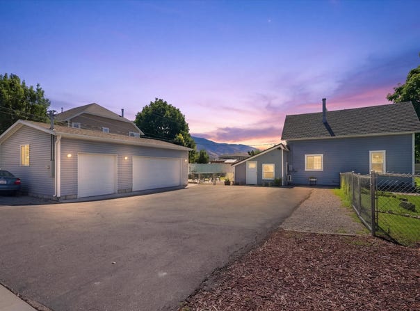 612 S 600 E, River Heights, UT 84321