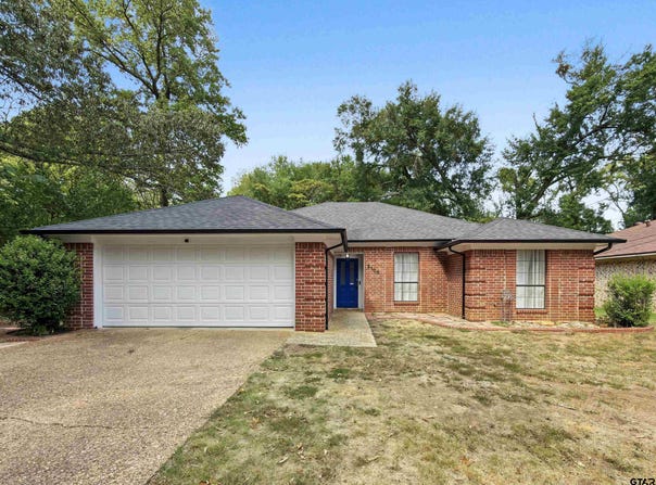 2100 Pinkerton Dr, Tyler, TX 75701