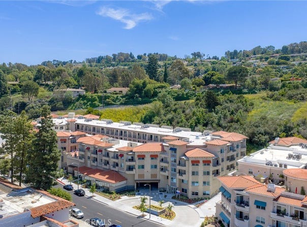 927 Deep Valley Drive, Rolling Hills Estates, CA 90274