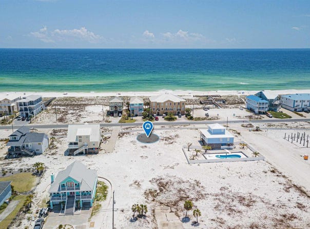 7770 Gulf Blvd, Navarre Beach, FL 32566