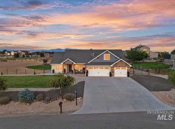 24090 Pheasant Ridge Ct, Middleton, ID 83644