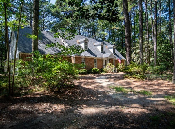 7086 LONG POINT RD, EXMORE, VA 23350
