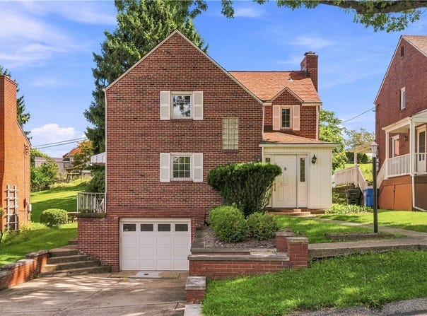 4325 McKee Drive, Whitehall, PA 15236