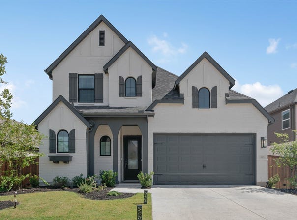 2448 Halter Drive, Aubrey, TX 76227