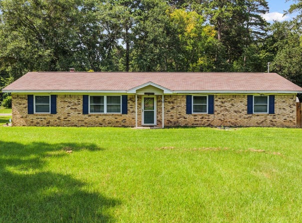 112 Priscilla Lane, Lone Star, TX 75668