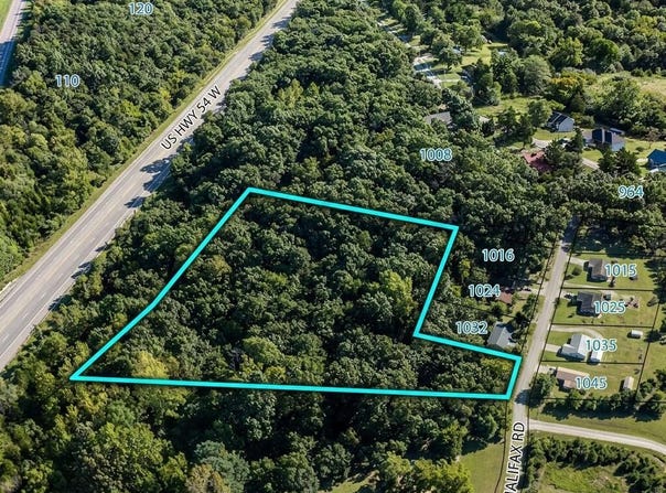 HALIFAX Road, Holts Summit, MO 65043