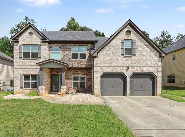 646 Toronto Circle, Hampton, GA 30228