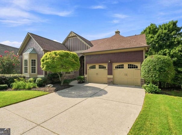 312 Twin Peaks Loop, Canton, GA 30114