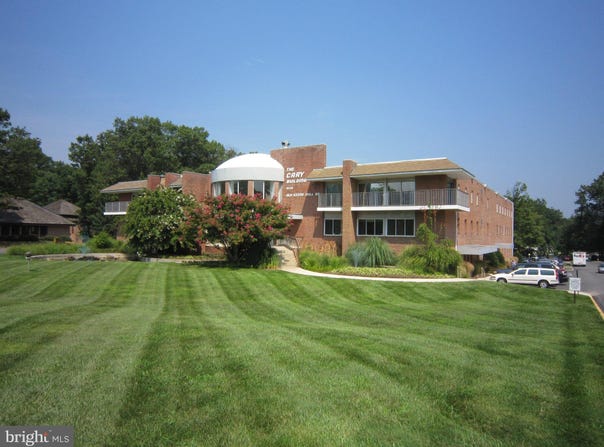 8136 OLD KEENE MILL Road, SPRINGFIELD, VA 22152