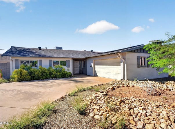 131 E RIVIERA Drive, Tempe, AZ 85282