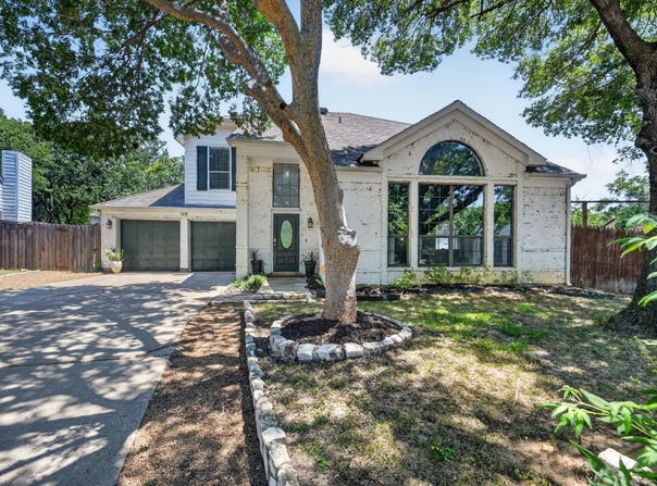 519 Fox Creek Court, Denton, TX 76209