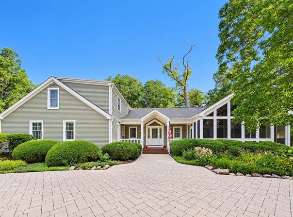 39545 N Mill Creek Road, Wadsworth, IL 60083