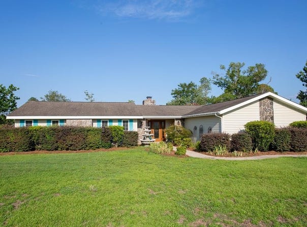 97 Andrea, Baxley, GA 31512