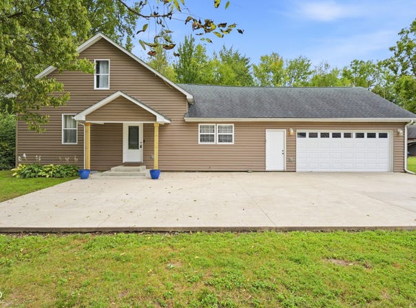 8 School, Markleville, IN 46056