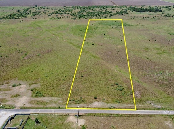 10.33 Midway Rd lot: 8, Inez, TX 77968