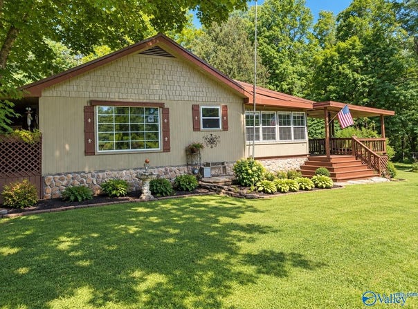 806 Case Road, Prospect, TN 38477