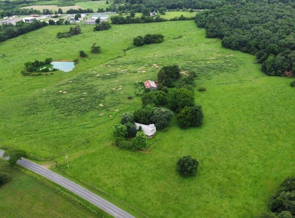 1425 N 2nd Street, Ozark, AR 72949