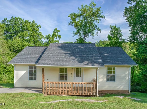 537 Catlett Drive, Kodak, TN 37764