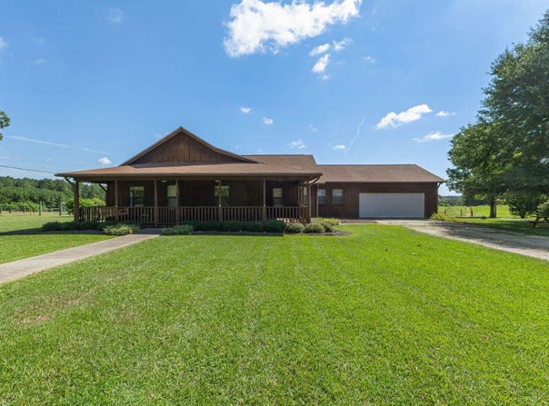 2620 N Pine Ave, Heidelberg, MS 39439