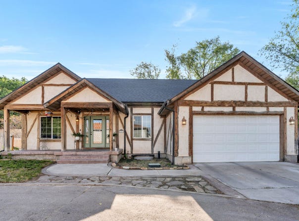 1727 S SANDHILL Rd, Orem, UT 84058