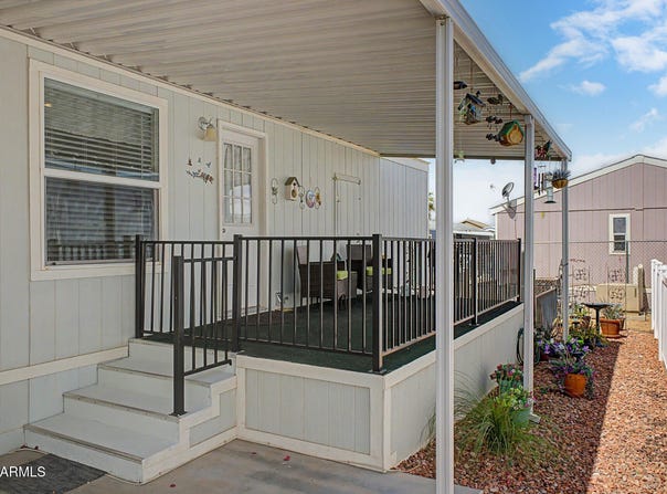 2131 E UNION HILLS Drive, Phoenix, AZ 85024