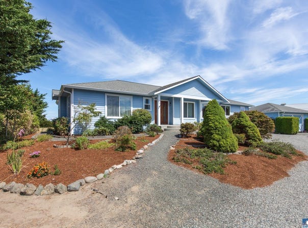 12 Tulip Lane, Sequim, WA 98382
