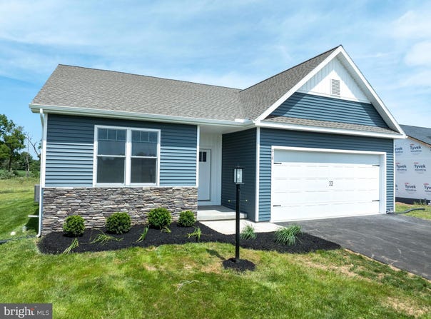218 HEIRLOOM Drive, CENTRE HALL, PA 16828