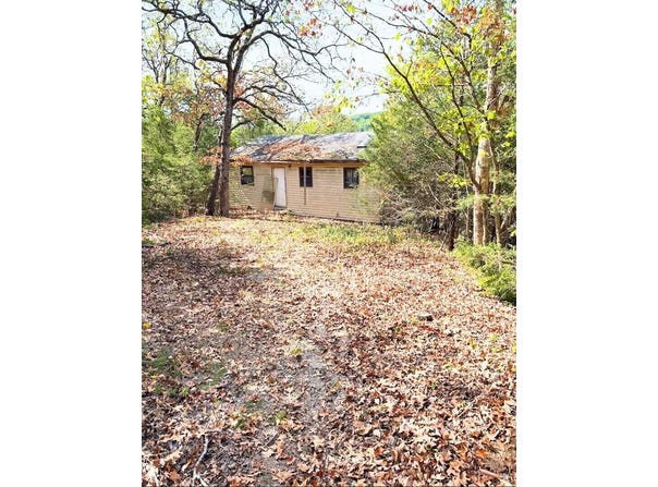 222 Cedar Mountain Drive, Galena, MO 65656
