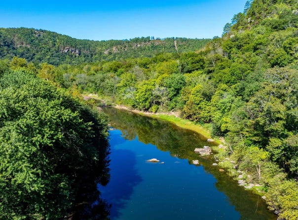 River Road, Shirley, AR 72153