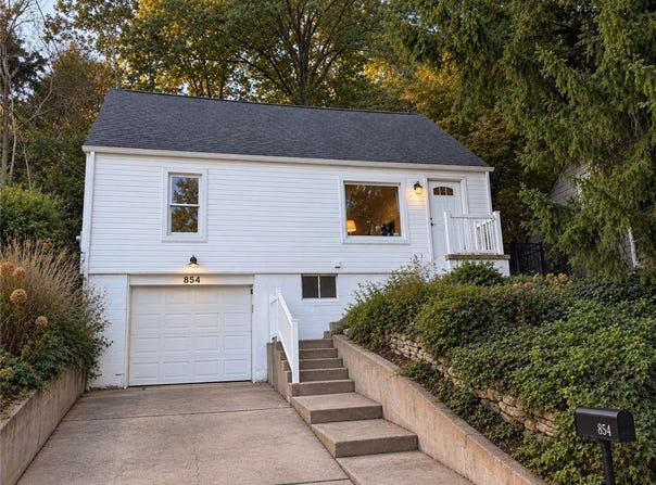854 7th St, Beaver, PA 15009