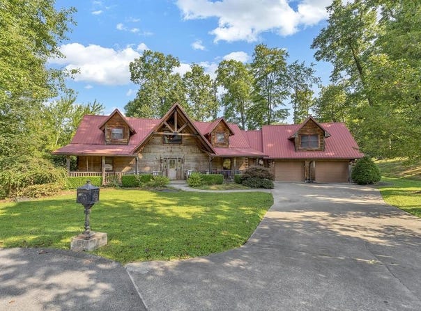 141 Yorktown Ct, BECKLEY, WV 25801