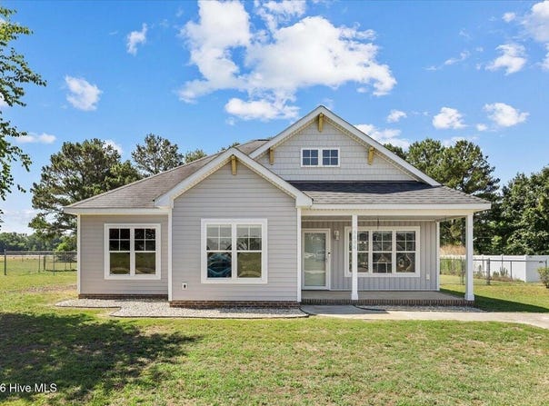 5606 Blanch Fields Lane, Lucama, NC 27851