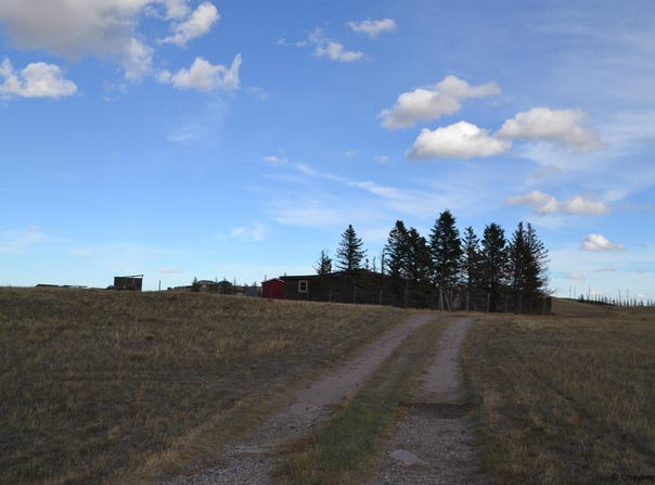 1127 RANGE LINE RD, Cheyenne, WY 82009