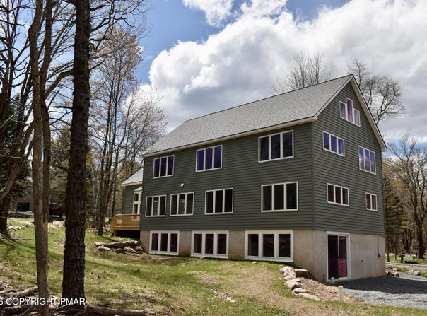 101 Lindbergh Circle, Albrightsville, PA 18210