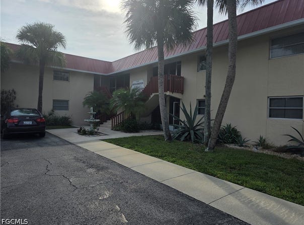 198 Joel Boulevard, Lehigh Acres, FL 33936